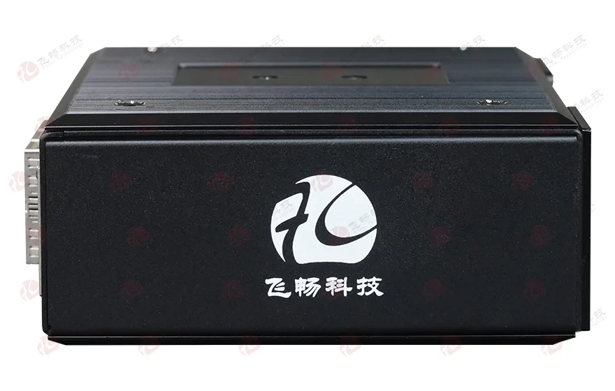飞畅科技-网管型 6千兆电+2路千兆Comb口+2路万兆光 工业轨式环网交换机